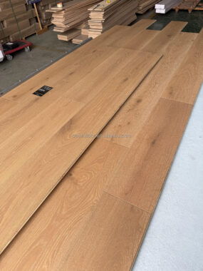 High-End European White Oak Engineered Flooring with Smoked Finish