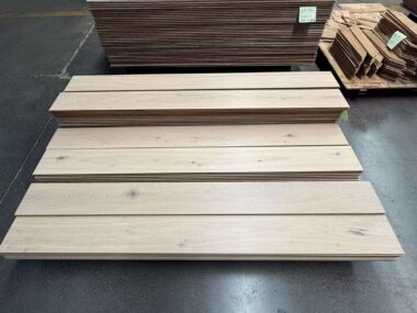 Walnut wood engineered flooring